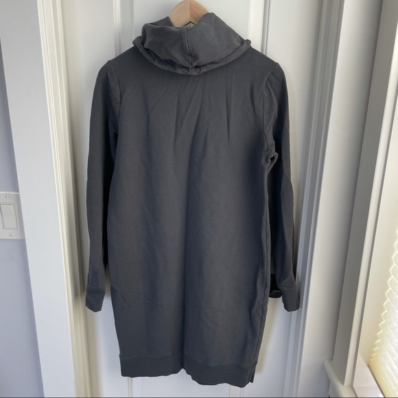 🎉HP🎉 Motherhood Maternity Sweatshirt Dress Gray Size M - Picture 2 of 8